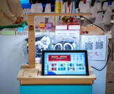 中文在线布局适老化阅读,产品矩阵覆盖内容、终端、场景