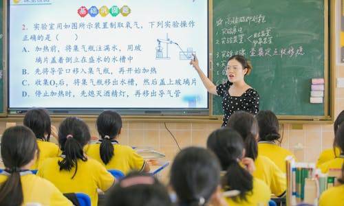 6年级小孩姐已学完英语四六级