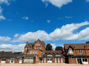 来自家长的烦恼！送孩子读英式国际学校 还是去英国读私校？