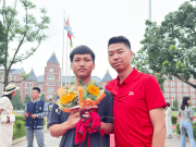 男生高考理科676分，家住深山父亲挖煤养家