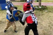 上海一家幼儿园将孩子组成战队，模拟古代战争，为何