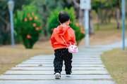 “一点小事”里的教育观 深深影响到孩子们