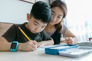 陪孩子写作业的七个步骤、三个规矩，家长坚持一个月