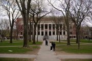哈佛大学“禁招令”风波下的中国留学生：没想到成为