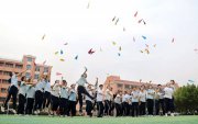 高考人数8年首降，升学不再只有“独木桥”