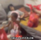 济宁一女子带3名光身幼儿外出时晕倒，瘦骨嶙峋母子与