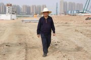 为了共和国的强大！曹德旺、王树国勉励新生