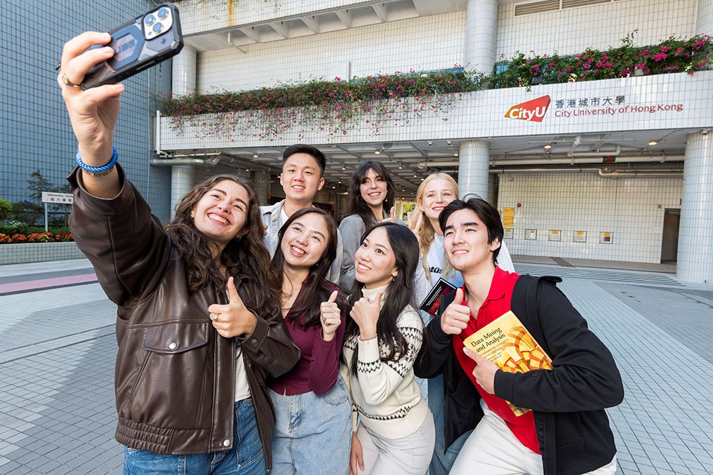 图1_港城大在最新发布的QS 2026亚洲大学排名中，在1.526所入围大学中蝉联全港第三，同时由去年的亚洲第十位攀升至第七位，持续稳居全亚洲前1%高校行列。.jpg